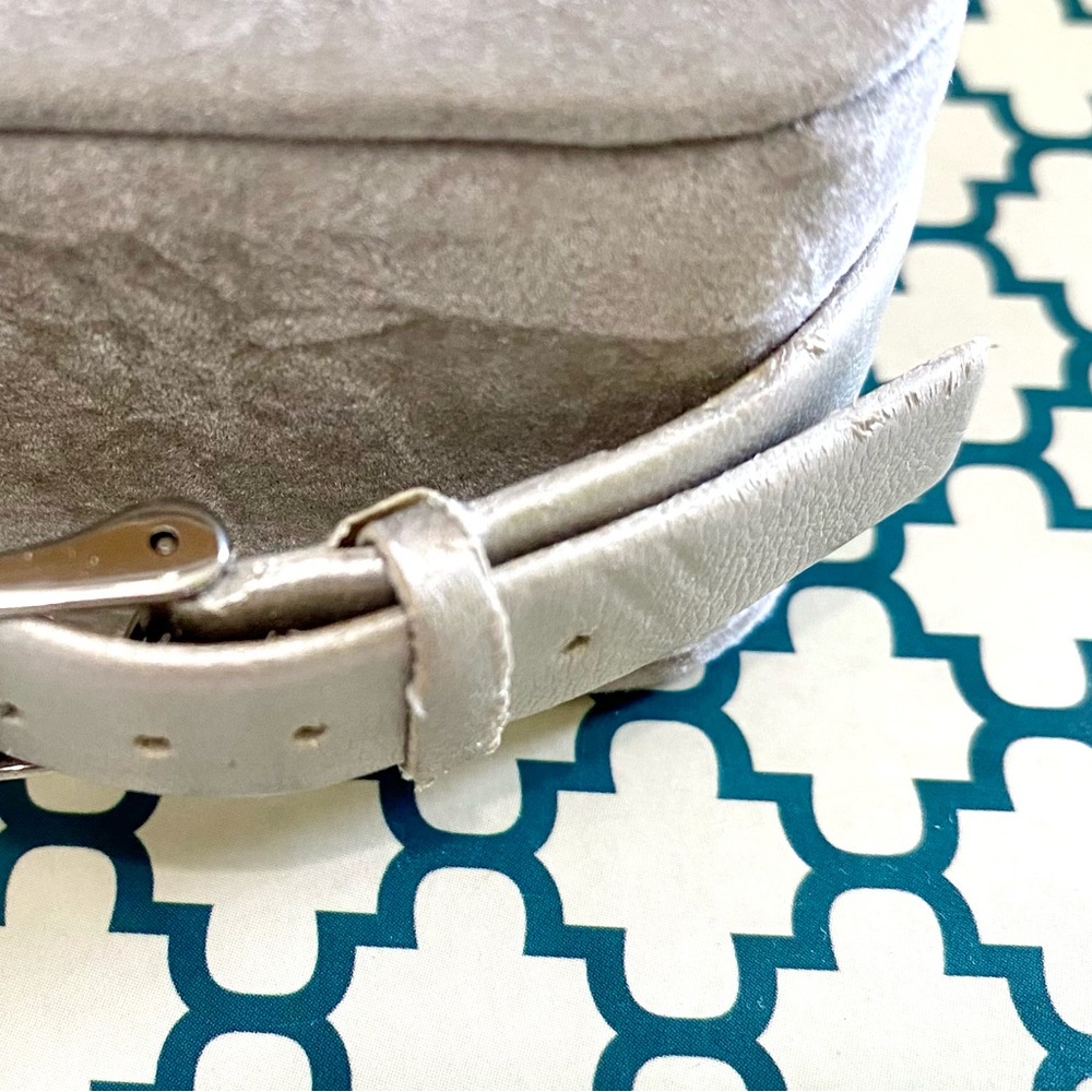 BUCKLE WATCH - Picture 3 of 4
